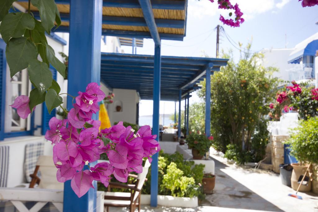 George's beach studios Alikí Exterior foto