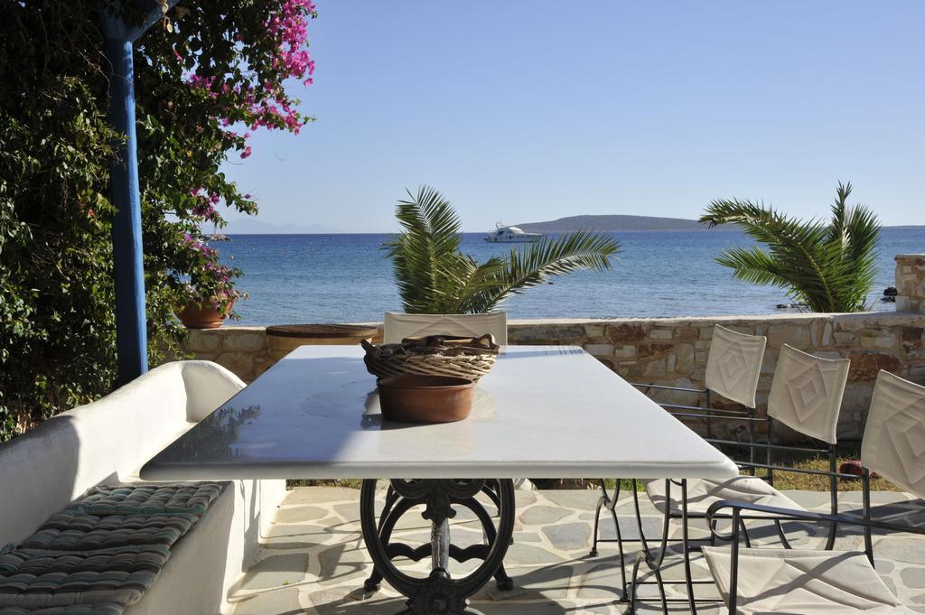 George's beach studios Alikí Exterior foto